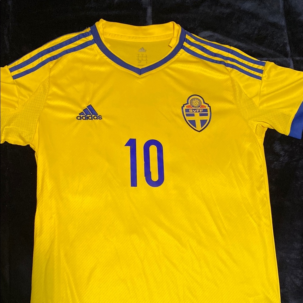 Adidas Sweden ibrahimovic jersey